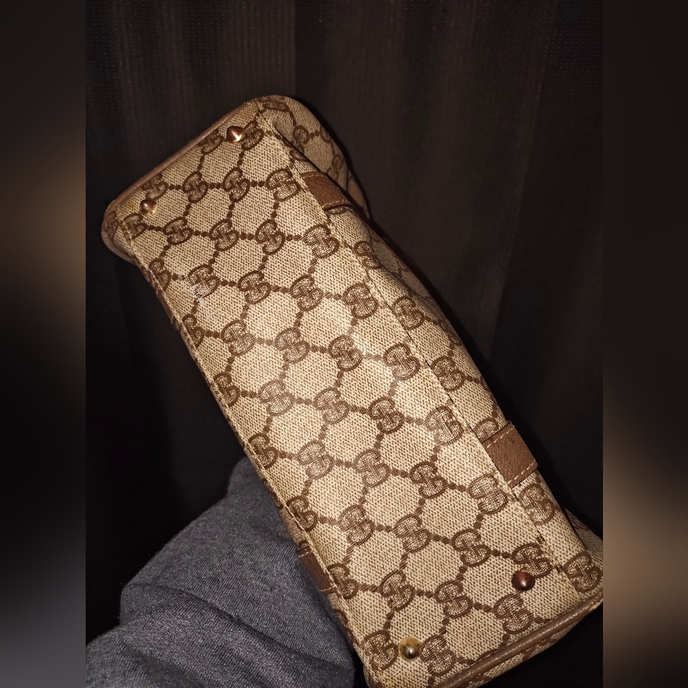 Gucci Supreme Doctor Bag - Picture 8 of 16